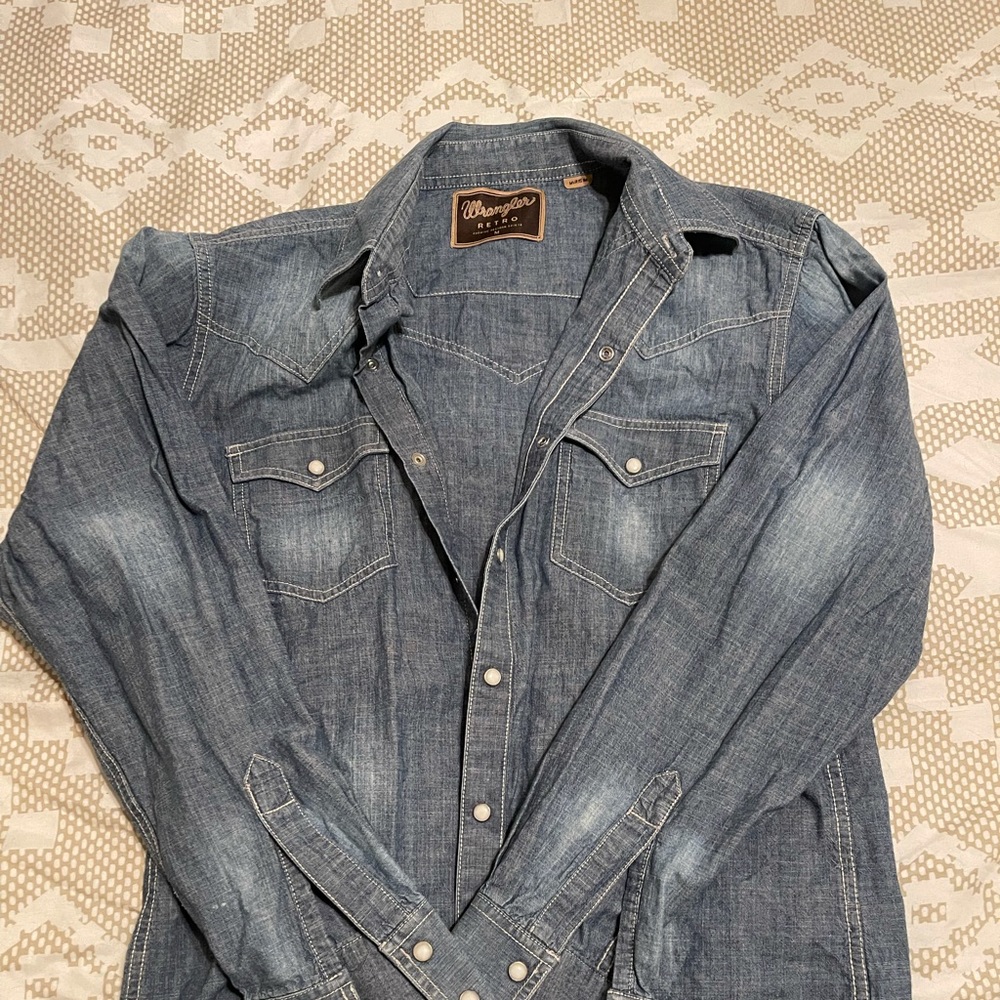 Wrangler denim shirt!